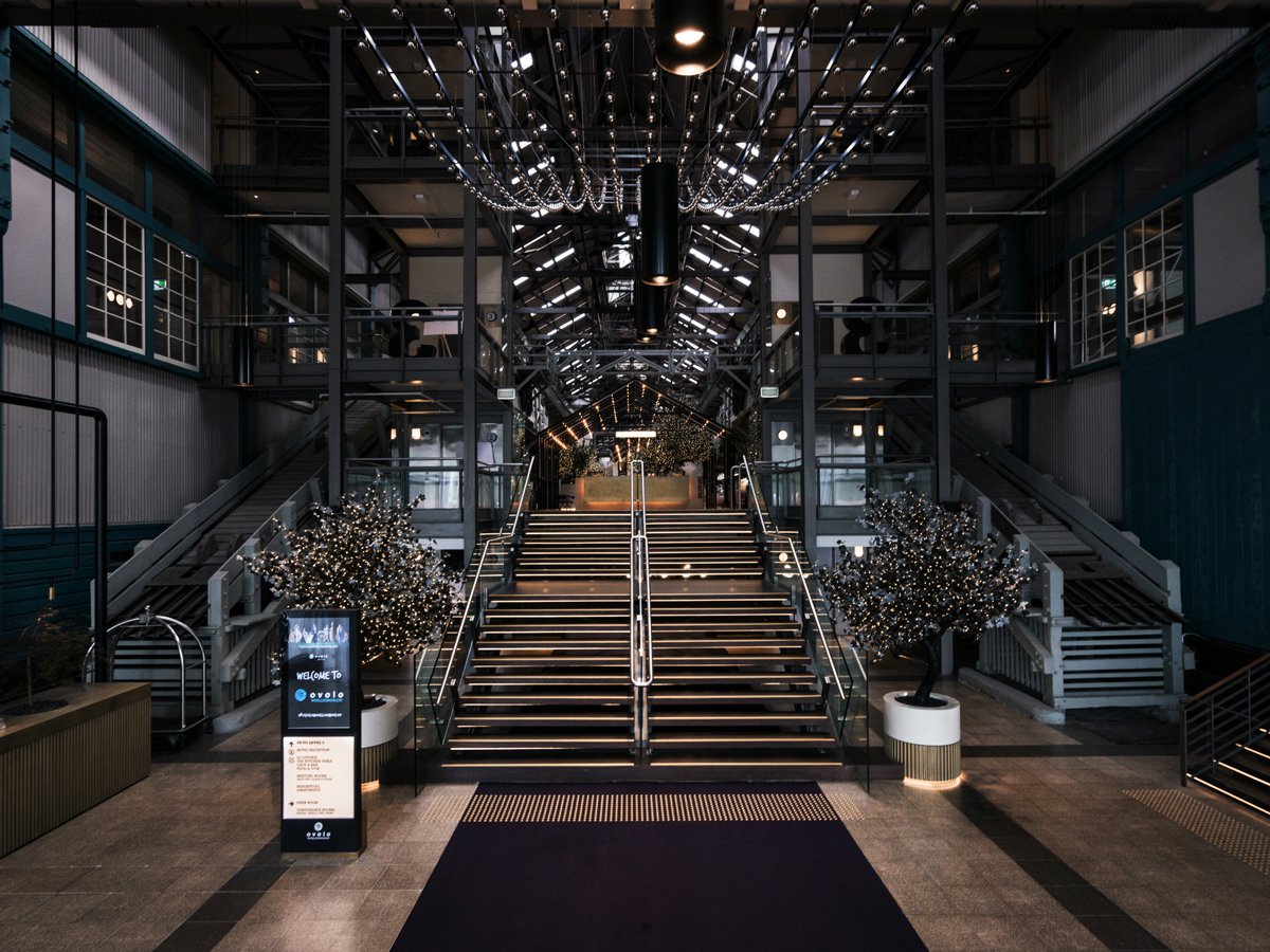 Ovolo lobby