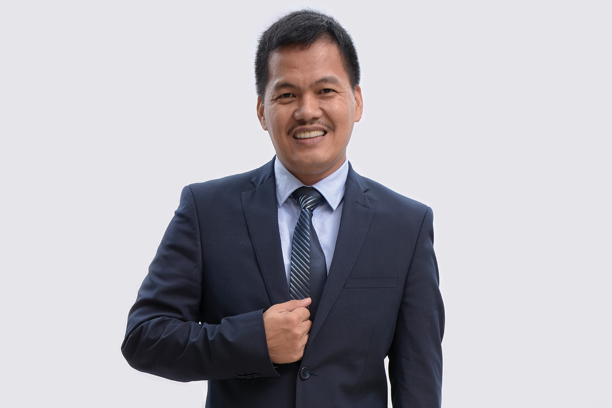Chryss Damuy President & CEO of Chelsea Logistics Holdings