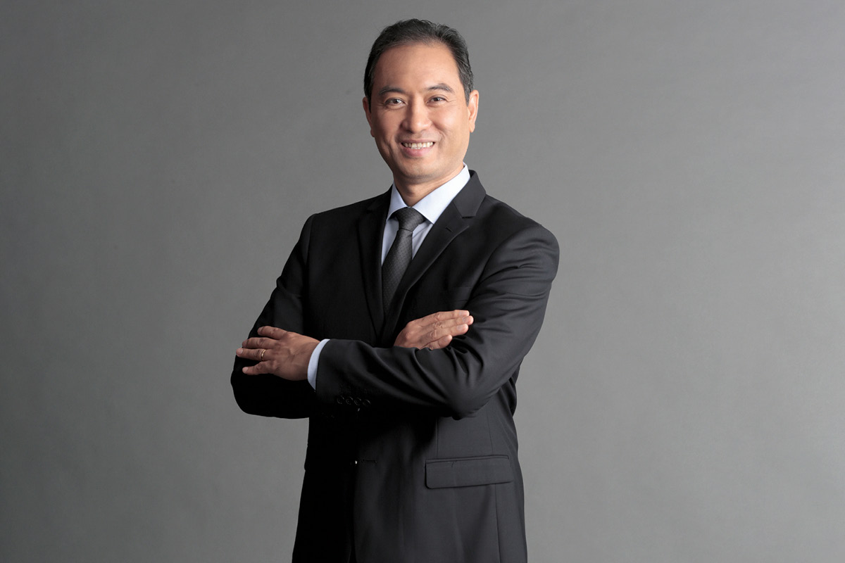 Ferdinand Dela Cruz President and CEO of Manila Water Company