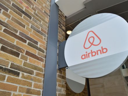 Airbnb sign