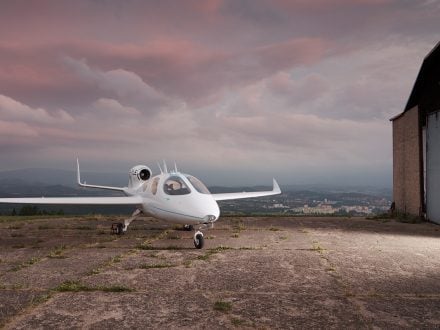 Flaris – the ‘world’s smallest business jet’