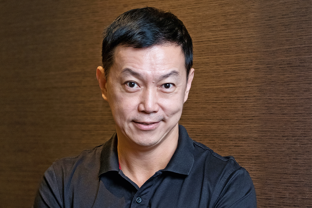 Dr Lim Wee Kiak Co-founder & Group Chief Executive Officer of Eagle Eye Centre