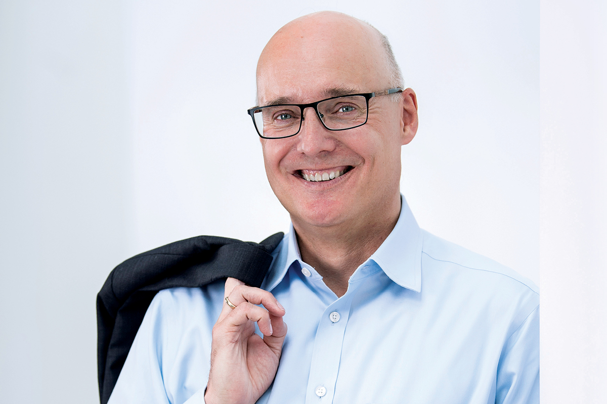 Jörg Ehmer CEO of Apollo Optik