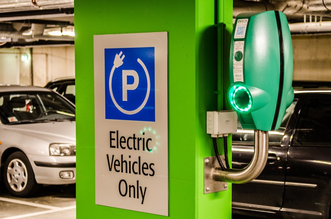 electric-2778403_1920