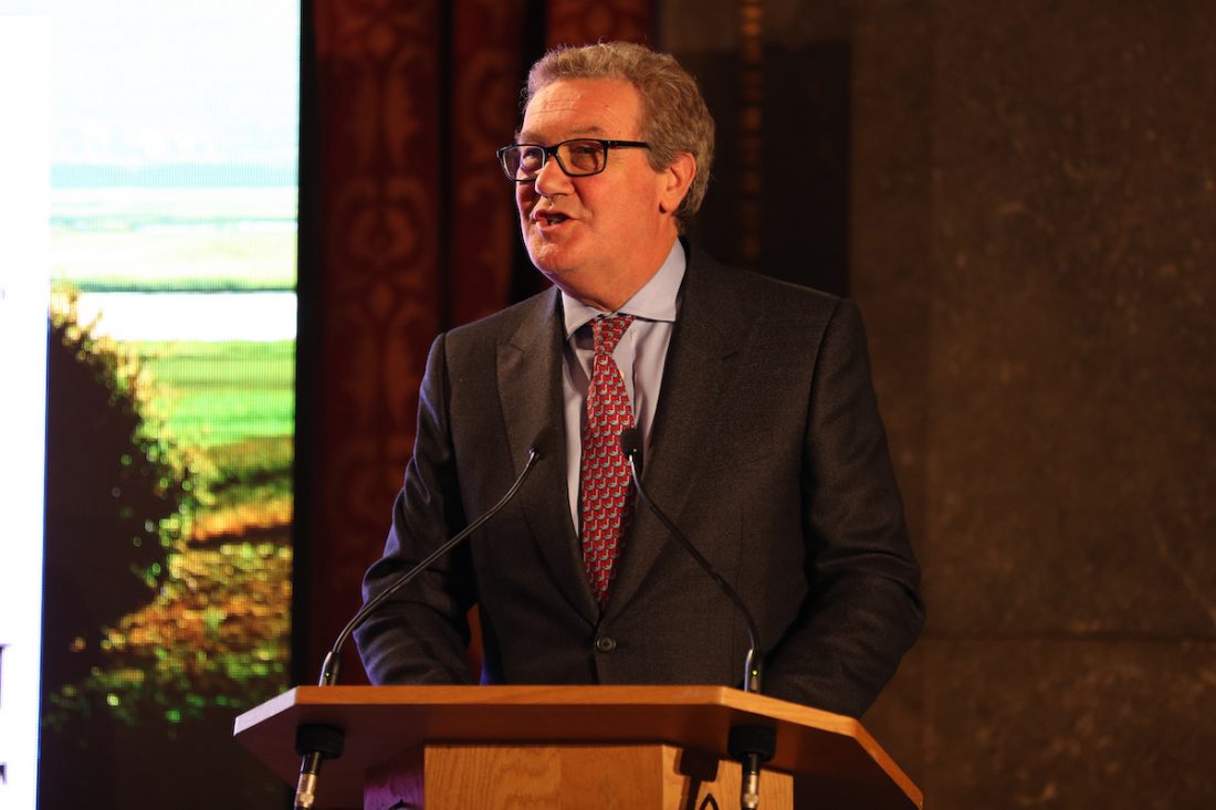 Alexander Downer Alexander Downer