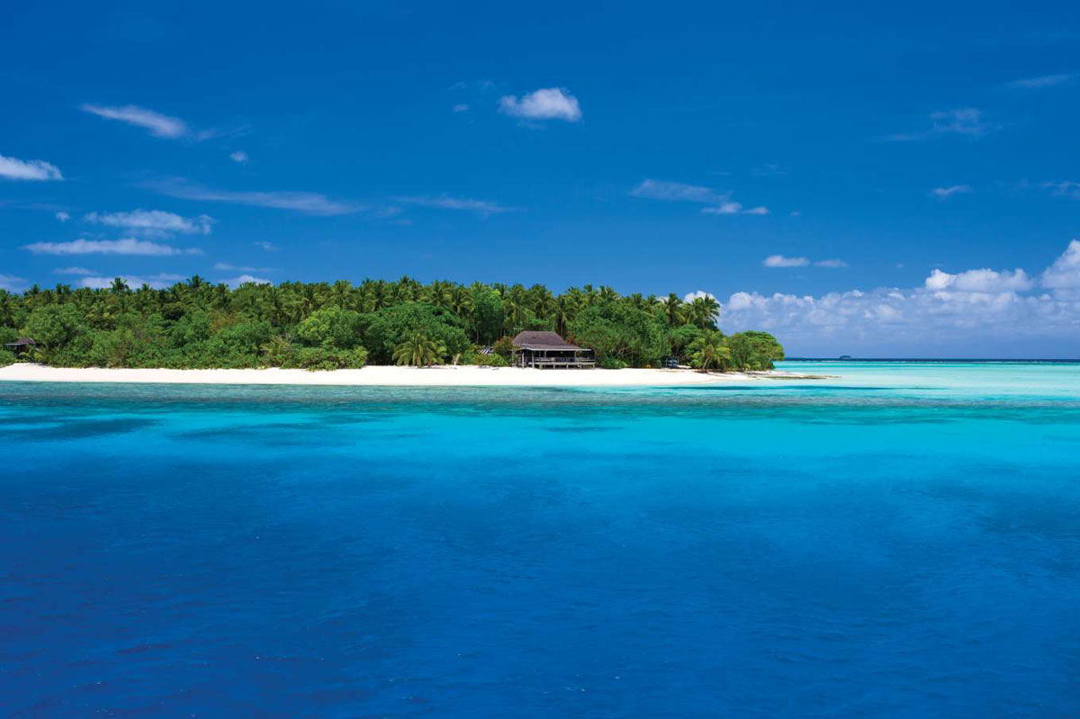 12 stunning private islands for sale around the world right now