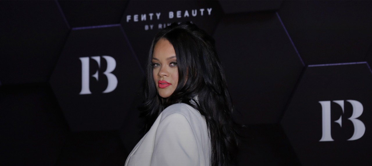 Rihanna Lands on Billionaires List, as Celebs Move Away from