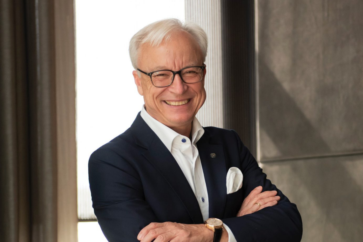 Roland Folger, President, CEO and Managing Director of Mercedes-Benz Thailand/Vietnam