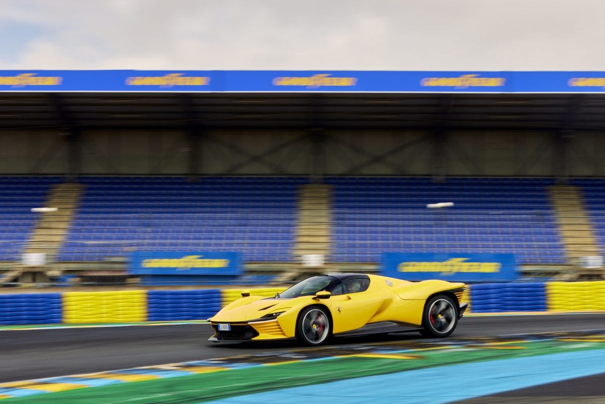 Ferrari Daytona SP3 photo 3