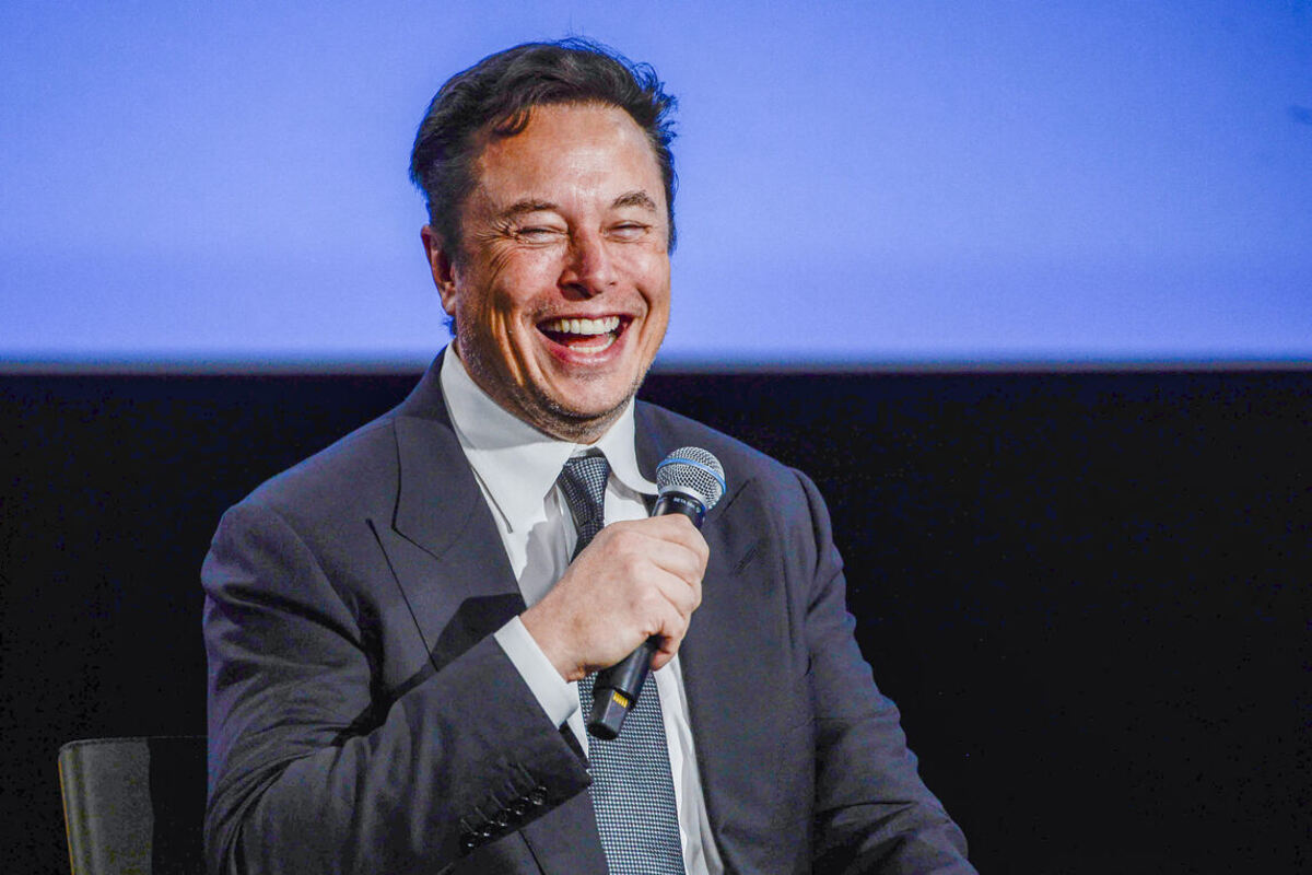 Elon Musk no longer world's richest man - BBC News