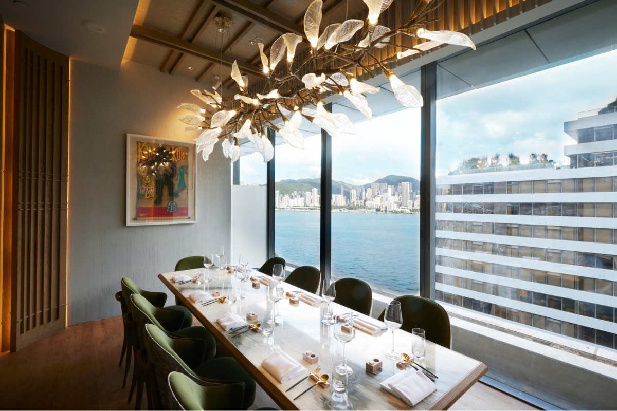 Restaurant table with views of Hong Kong
