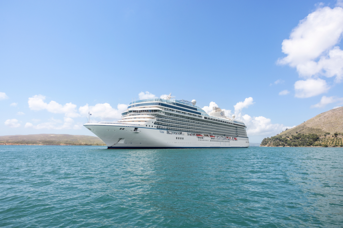 Vista luxury cruise ship